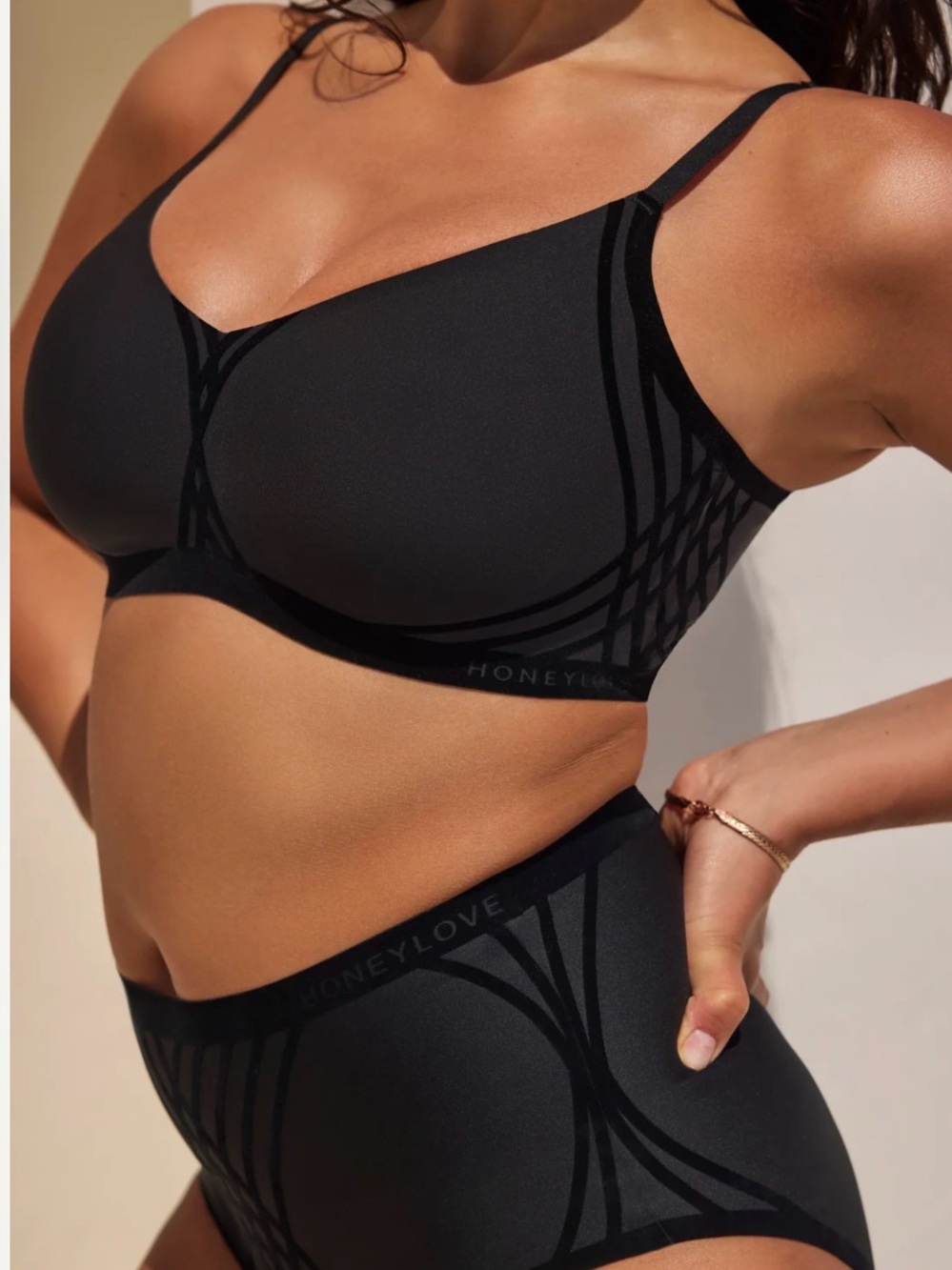 Honeylove black silhouette smoothing wireless bra 1X 40 C D